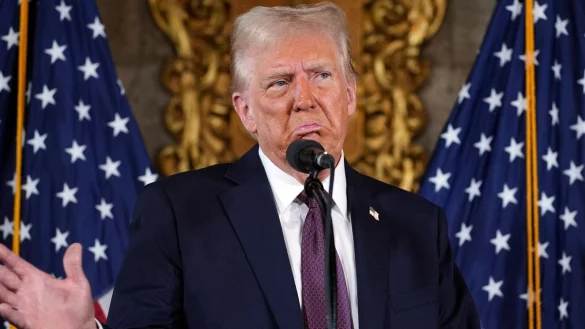 Der künftige US-Präsident Trump teilt gegen Panama und Dänemark aus. - © Evan Vucci/AP/dpa