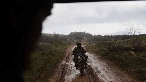 In der Provinz Latakia sind heftige Kämpfe zwischen Truppen der Übergangsregierung und Anhängern der gestürzten Regierung von Ex-Präsident Baschar al-Assad ausgebrochen. (Archivbild) - © Anas Alkharboutli/dpa