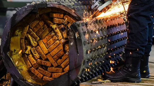 Die Justiz in Luxemburg bestätigt einen großen Kokainfund in Straßenbaumaschinen. (Foto: Polizei Luxemburg) - © -/Police Letzeburg/dpa