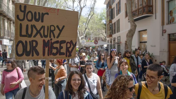 Die Proteste werden immer mehr. (Archivfoto) - © Clara Margais/dpa
