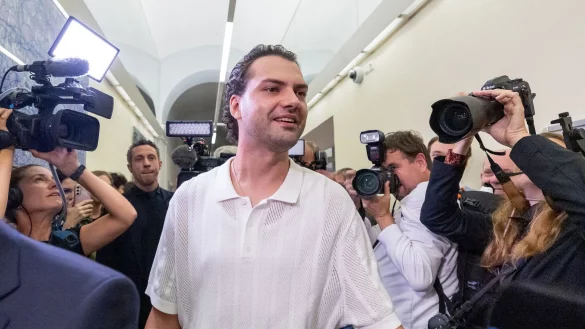 Noch wartet Jimi Blue Ochsenknecht auf seinen Reisepass und die Erlaubnis, Österreich verlassen zu dürfen. (Archivbild) - © Expa/Johann Groder/APA/dpa