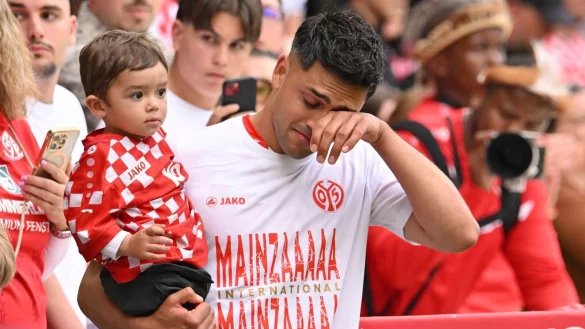 Nadiem Amiri vom FSV Mainz 05 kamen nach dem 2:2 gegen Bayer Leverkusen die Tr&auml;nen. - &copy; Torsten Silz/dpa