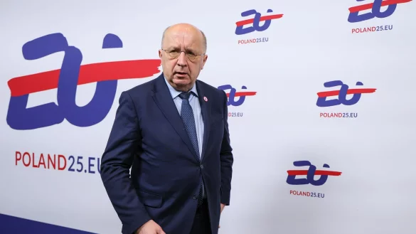 Treibt das Projekt f&uuml;r einen Drohnenwall voran: EU-Verteidigungskommissar Andrius Kubilius. (Archivbild) - &copy; Radek Pietruszka/PAP/dpa