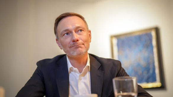 FDP-Chef Lindner wünscht sich von CDU Bekenntnis für Schwarz-Gelb. - © Kay Nietfeld/dpa