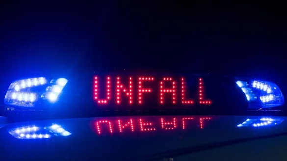 Im Kreis Olpe kam f&uuml;r einen 52-j&auml;hrigen Motorradfahrer nach einem Unfall jede Hilfe zu sp&auml;t. (Symbolfoto) - &copy; Monika Skolimowska/dpa-Zentralbild/dpa