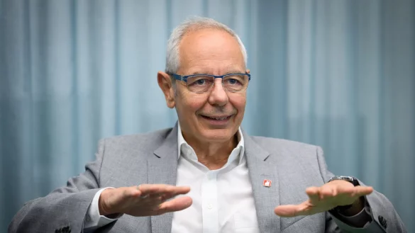 Vassiliadis sieht die Flexibilit&auml;t der Arbeitszeiten in der Industrie ausgereizt. - &copy; Bernd von Jutrczenka/dpa