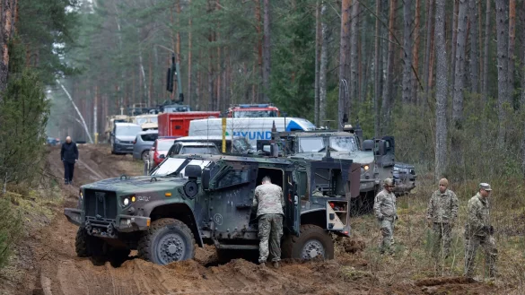 Vier US-Soldaten waren nach einer &Uuml;bung nicht mehr auffindbar und gelten als vermisst. Das litauische Milit&auml;r und die Polizei hatten deshalb gemeinsam mit dem US-Milit&auml;r eine Suchaktion gestartet. - &copy; Mindaugas Kulbis/AP/dpa