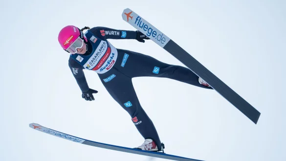 Nathalie Armbruster sichert sich den nächsten Sieg. - © Georg Hochmuth/APA/dpa