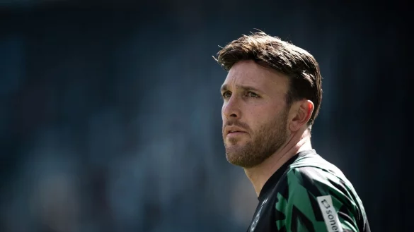 Kritisiert die Neuhaus-Worte, beklagt aber auch die Veröffentlichung des heimlich mitgefilmten Videos im Internet: Gladbachs Torwart Tobias Sippel. - © Fabian Strauch/dpa