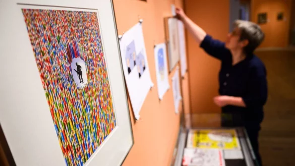 Vier deutsche Museen erinnern an den Anschlag auf das Satiremagazin &laquo;Charlie Hebdo&raquo; in Paris vor zehn Jahren. - &copy; Julian Stratenschulte/dpa