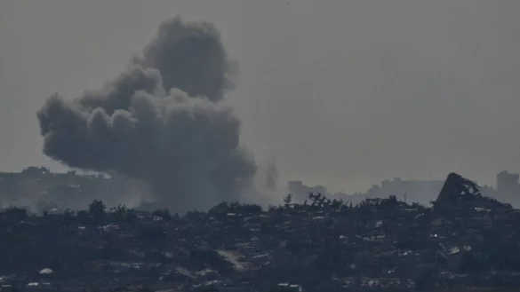 In den vergangenen Tagen waren aus dem Küstengebiet täglich Dutzende Tote gemeldet worden. (Archivbild) - © Leo Correa/AP/dpa