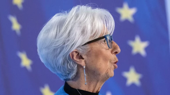 EZB-Präsidentin Lagarde sieht den Rückgang der Inflation auf gutem Weg (Archivbild) - © Boris Roessler/dpa