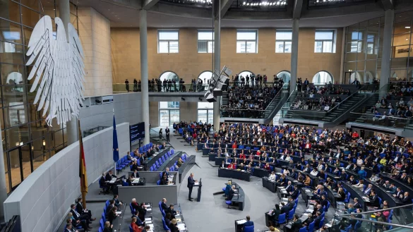 Gleich zwei hitzige Migrationsdebatten standen in dieser Woche auf der Tagesordnung. - © Hannes P. Albert/dpa