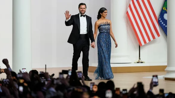 US-Vize Vance und seine Ehefrau usha wurden nicht freundlich empfangen. (Atchivbild) - © Ben Curtis/AP/dpa