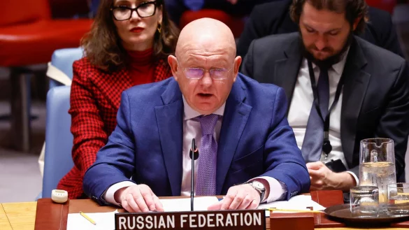 Russlands UN-Botschafter Wassili Nebensja sagte in einem Interview, Deutschland und Japan würden niemals einen Sitz im Sicherheitsrat erhalten. (Archivbild) - © Kena Betancur/AP/dpa