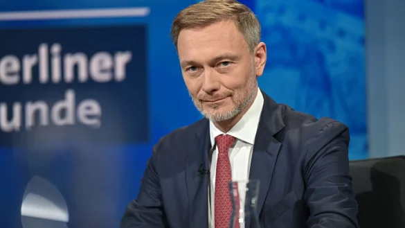 Der FDP-Vorsitzende geht. - &copy; Stefanie Loos/AFP POOL/dpa