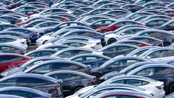 Tesla hat mit Absatzr&uuml;ckg&auml;ngen zu k&auml;mpfen. (Archivbild) - &copy; Scott Brauer/ZUMA Press Wire/dpa