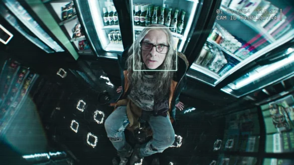 Peter Capaldi als Cameron Walker in einer Szene der siebten Staffel der Serie «Black Mirror». Die sechs neuen Folgen sind seit 10. April bei Netflix im Programm. - © Netflix/dpa