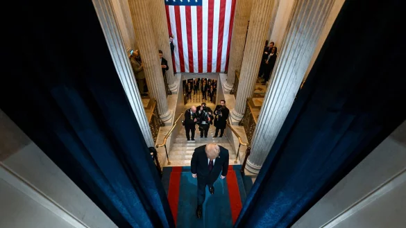 Donald Trump will unmittelbar nach seiner Vereidigung als US-Pr&auml;sident folgenschwere Entscheidungen treffen. - &copy; Kenny Holston/Pool The New York Times/AP/dpa