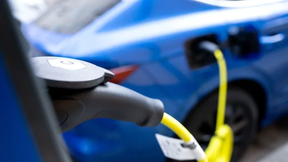 Der Kauf von E-Autos soll attraktiver werden. (Archivbild) - © Sven Hoppe/dpa