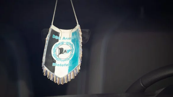 Arminia Bielefeld zieht sich von der Plattform X zurück. - © Friso Gentsch/dpa