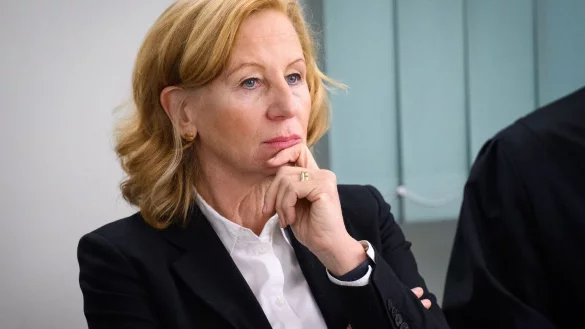 Patricia Schlesinger, ehemalige Intendantin des RBB, beim Prozess am Landgericht Berlin. (Archivbild) - © Bernd von Jutrczenka/dpa
