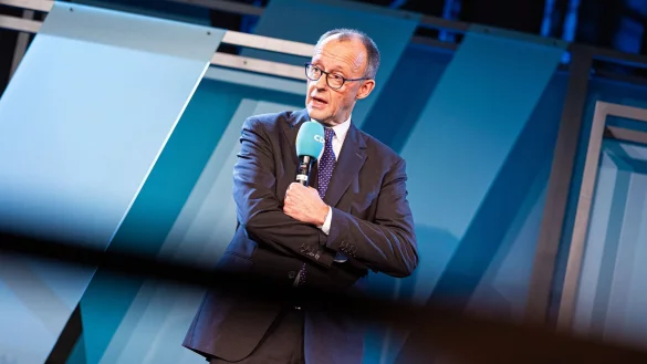CDU-Chef Friedrich Merz geht weiter auf Konfrontation mit Bundeswirtschaftsminister Robert Habeck von den Gr&uuml;nen. - &copy; Moritz Frankenberg/dpa