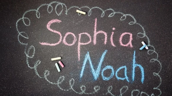 Zwei Klassiker an der Spitze der Vornamensliste. (Illustration) - © Lando Hass/dpa