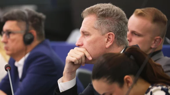 Das Europaparlament hebt die Immunität des AfD-Abgeordneten Petr Bystron auf. (Archivbild) - © Philipp von Ditfurth/dpa