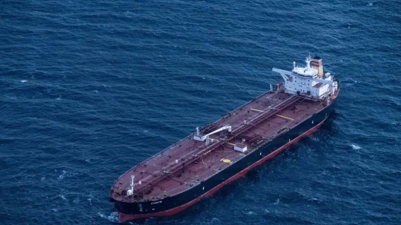 Die «Eventin» trieb im Januar stundenlang manövrierunfähig in der Ostsee. (Archivbild) - © Stefan Sauer/dpa