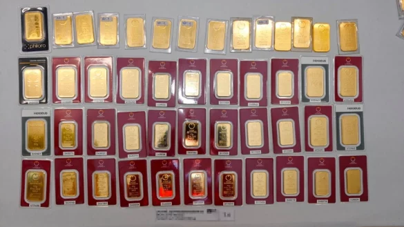 Von der &ouml;sterreichischen Polizei wurde Gold sichergestellt. Die &laquo;Schamanin&raquo; ist auf der Flucht. - &copy; -/LKA N&Ouml; TATORT/dpa