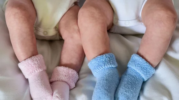 Die Geburtenrate ist in Deutschland wieder gesunken, jedoch langsamer als zuvor. (Symbolbild) - © Patrick Pleul/dpa-Zentralbild/dpa