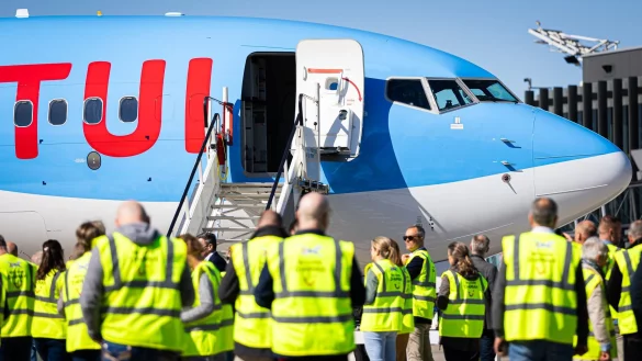 Rund 320 Beschäftigte arbeiten für Tuifly am Boden. (Symbolbild) - © Moritz Frankenberg/dpa