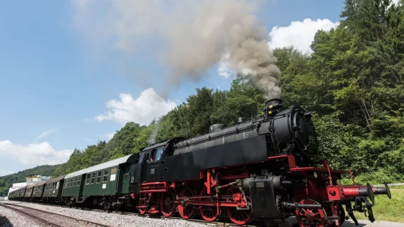 Die Sauschw&auml;nzlebahn im Schwarzwald war in der "Eisenbahn-Romantik" immer wieder Thema. - &copy; picture alliance / dpa