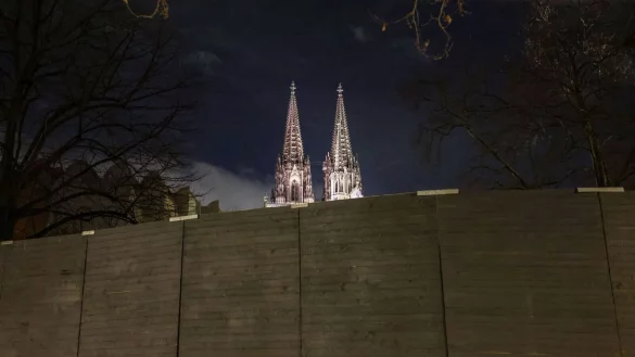 Ein Gerichtsentscheid zur zivilrechtlichen Haftung von Missbrauchstaten könnte für die Kirche teuer werden. - © Oliver Berg/dpa