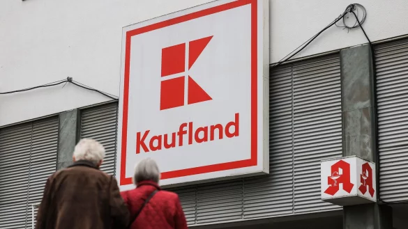 Nach Hygienemängeln macht Kaufland zwei Läden dicht - zumindest vorübergehend. (Archivbild) - © Oliver Berg/dpa