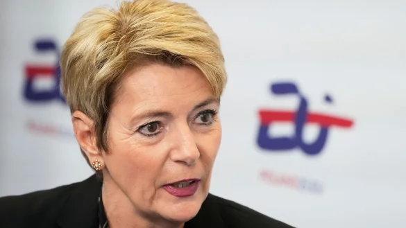 Gro&szlig;es Bedauern &uuml;ber US-Z&ouml;lle: Bundespr&auml;sidentin Keller-Sutter. (Archivbild) - &copy; Czarek Sokolowski/AP/dpa