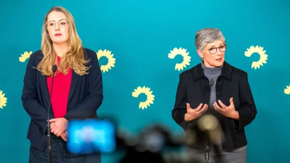 Die Grünen vermissen den Klimaschutz bei den Vorschlägen von Union und SPD. - © Michael Kappeler/dpa