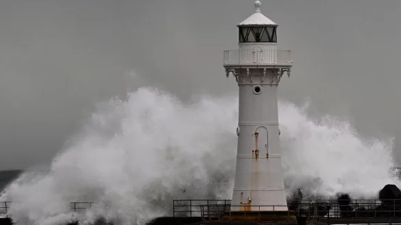 Der «Bomben-Zyklon» hat an der Ostküste Australiens Chaos ausgelöst. - © Dean Lewins/AAP/dpa
