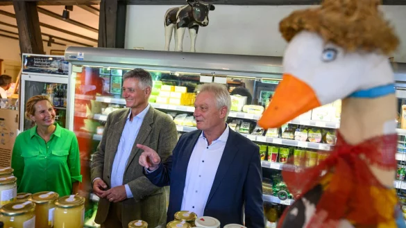 Will keinen Kulturkampf auf den Tellern: Landwirtschaftsminister Alois Rainer. (Archivbild) - © Patrick Pleul/dpa