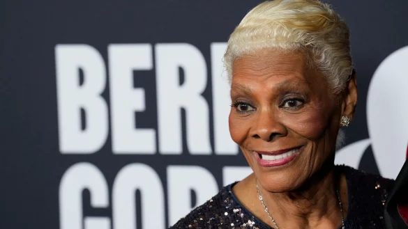 Im Rahmen ihrer Abschiedstour kommt die US-Sängerin Dionne Warwick im September nach Deutschland. (Archivbild) - © Chris Pizzello/Invision via AP/dpa