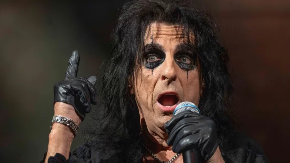 Alice Cooper und seine Band trennten sich vor 51 Jahren. (Archivbild) - © Jim Z. Rider/ZUMA Press Wire/dpa