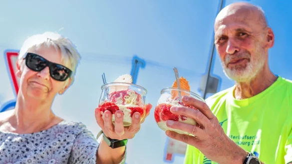 In NRW werden es am Donnerstag bis zu 30 Grad. (Symbolbild) - © Christoph Reichwein/dpa