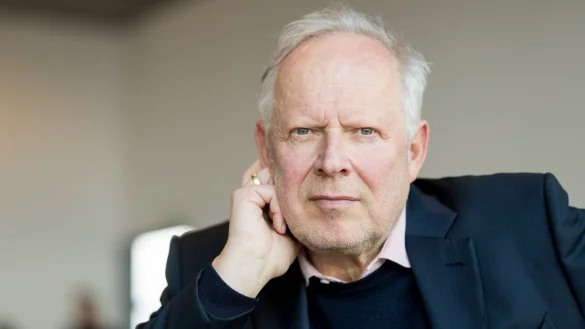 Der gebürtige Kieler Axel Milberg hatte bei Dreharbeiten für die Borowski-"Tatorte" immer besondere Gefühle. (Archivbild) - © Tobias Hase/dpa