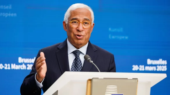 Fordert in Reaktion auf die Politik von Trump Tempo bei Freihandelsverhandlungen mit anderen Partnern: EU-Ratspr&auml;sident Ant&oacute;nio Costa. (Archivbild) - &copy; Geert Vanden Wijngaert/AP/dpa