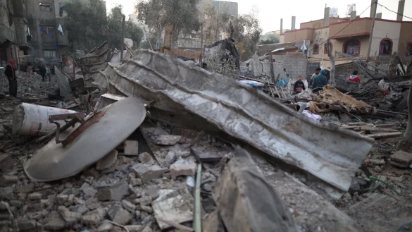 Zerst&ouml;rungen nach Angriff in Al-Bureidsch. (Archivbild) - &copy; Marwan Dawood/XinHua/dpa