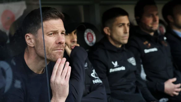 Lässt die Frage nach seiner Zukunft weiter offen: Xabi Alonso. - © Christian Charisius/dpa