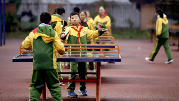 In China sollen Kinder mehr Sport in der Schule treiben. (Archivbild) - © Britta Pedersen/dpa-Zentralbild/ZB