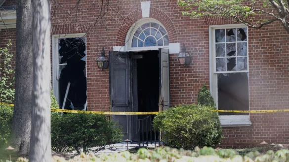 Shapiro und seine Familie wurden nach eigenen Angaben mitten in der Nacht aus dem Schlaf gerissen. - © Marc Levy/AP/dpa