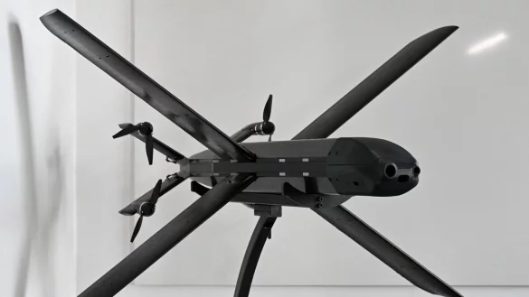 Unter den Herstellern solcher Waffen ist auch das deutsche Unternehmen Helsing. (Archivbild) - &copy; Jens Kalaene/dpa